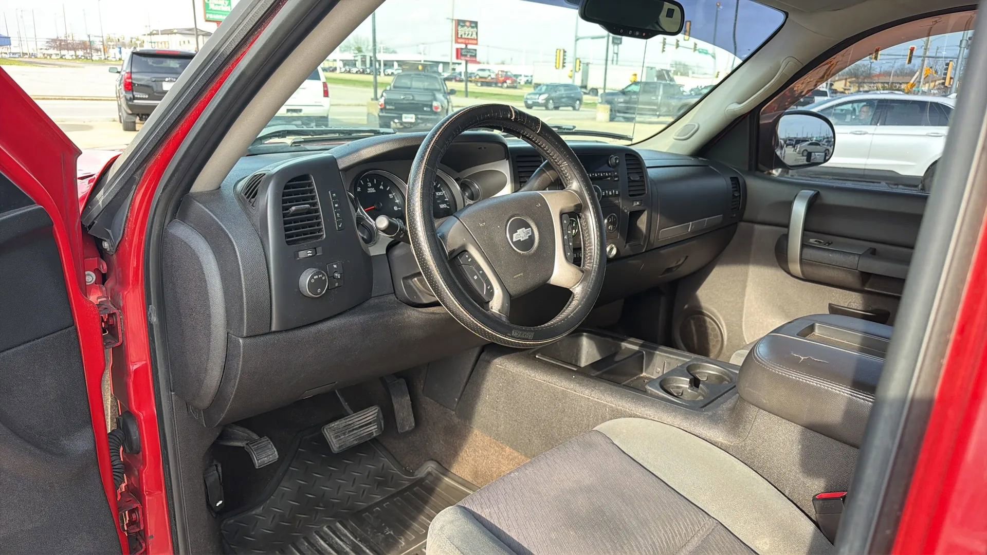 Used 2008 Chevrolet Silverado 1500 LT w/ Towing Package image 87