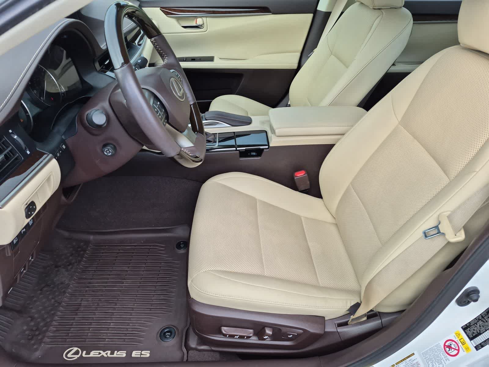 Used 2017 Lexus ES 350 w/ Navigation System Package FWD image 16