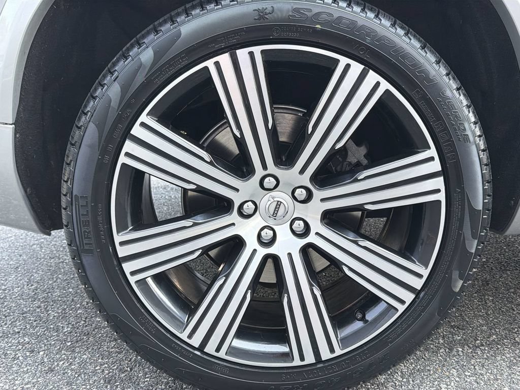 Certified 2023 Volvo XC90 B6 Ultimate AWD/4WD image 12