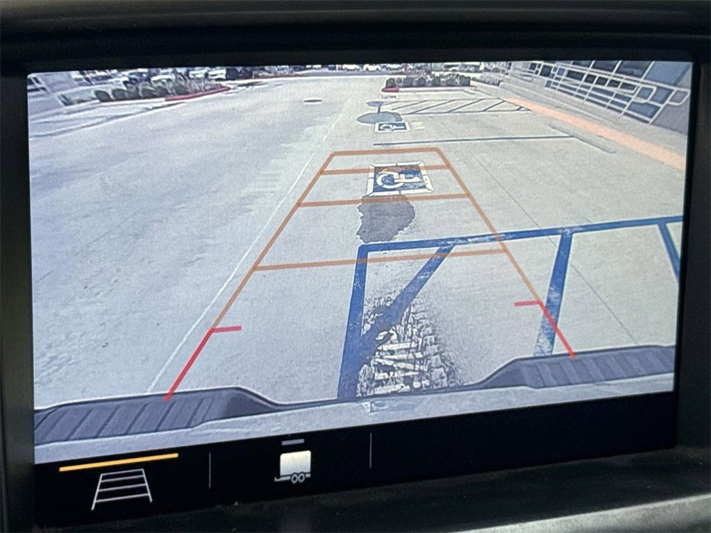 Used 2019 Chevrolet Colorado ZR2 w/ ZR2 Midnight Special Edition image 13