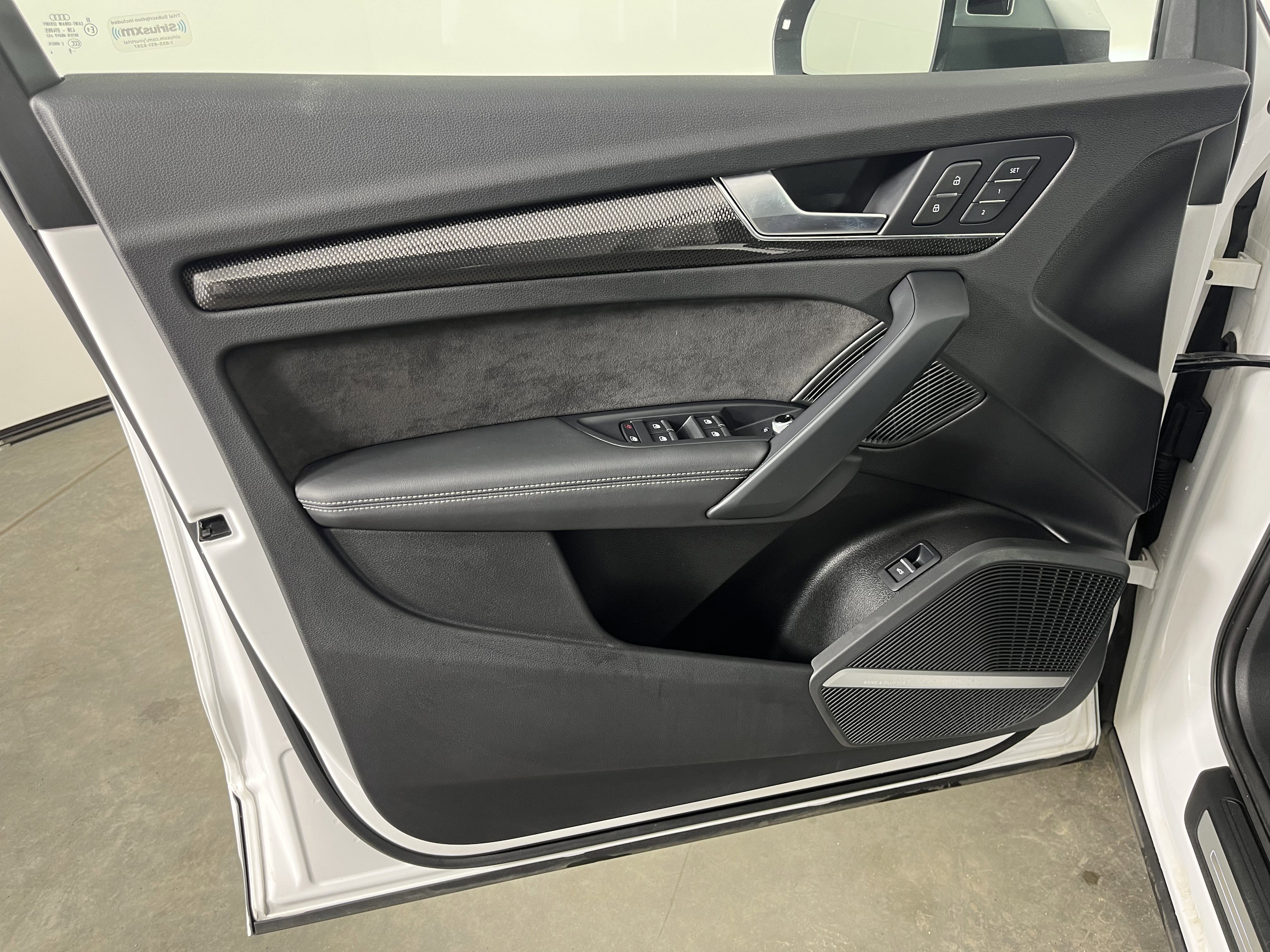 Used 2018 Audi SQ5 Prestige w/ Prestige Package image 18