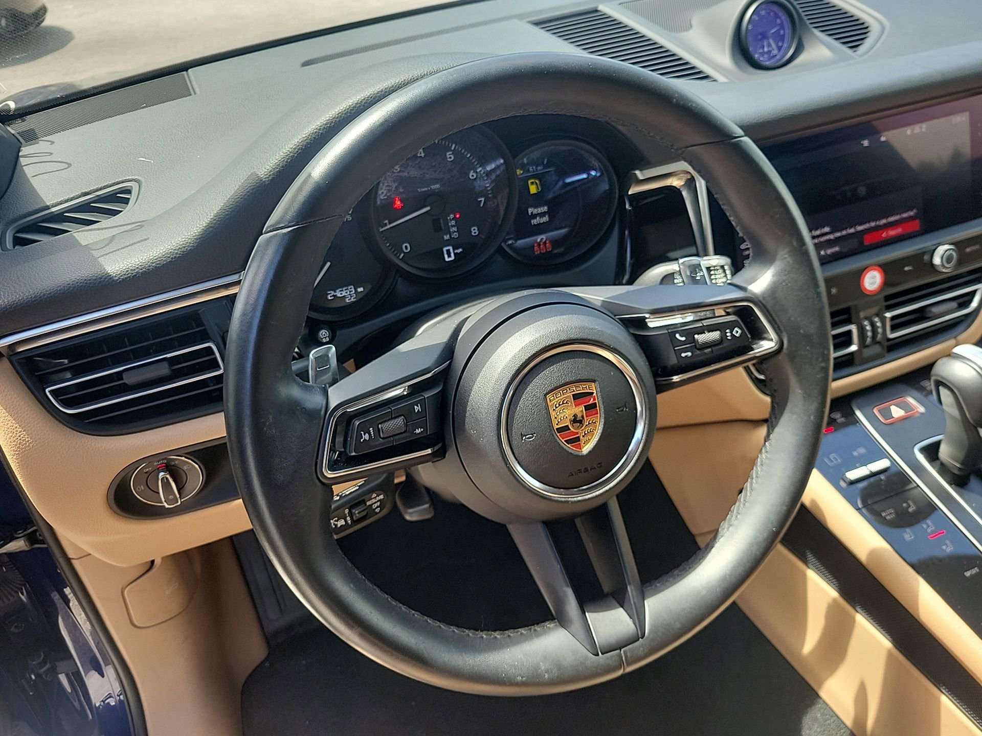 Used 2024 Porsche Macan image 29