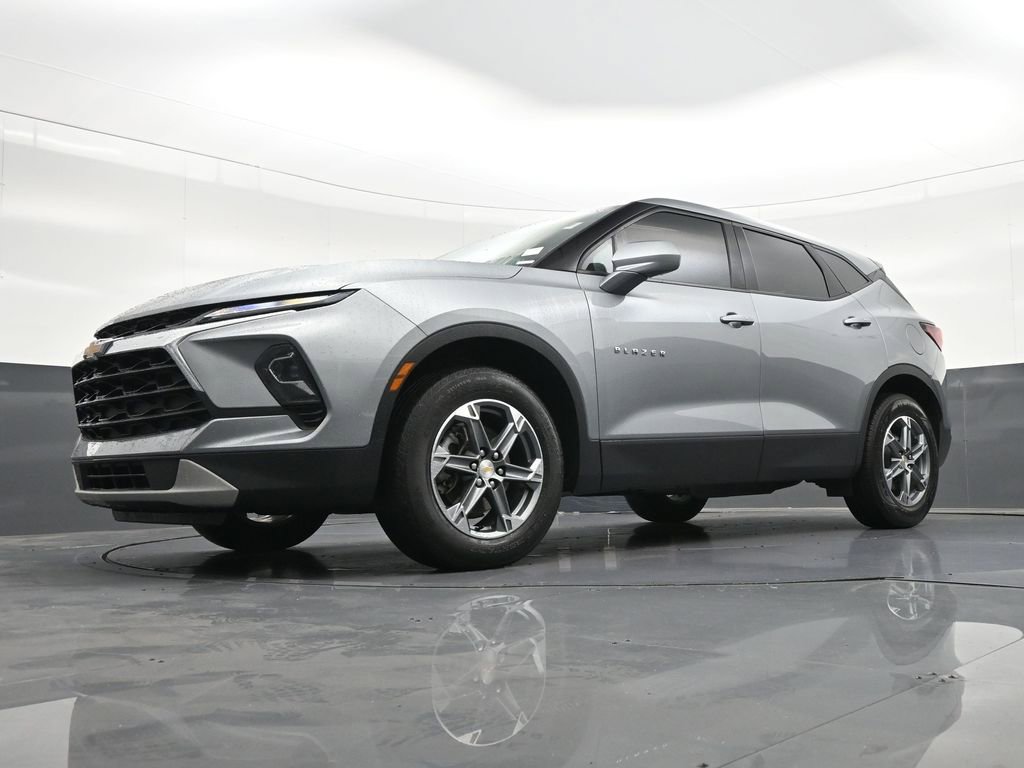 Used 2023 Chevrolet Blazer LT image 23