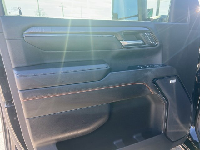 Used 2024 GMC Sierra 2500 AT4 w/ AT4 Preferred Package image 15