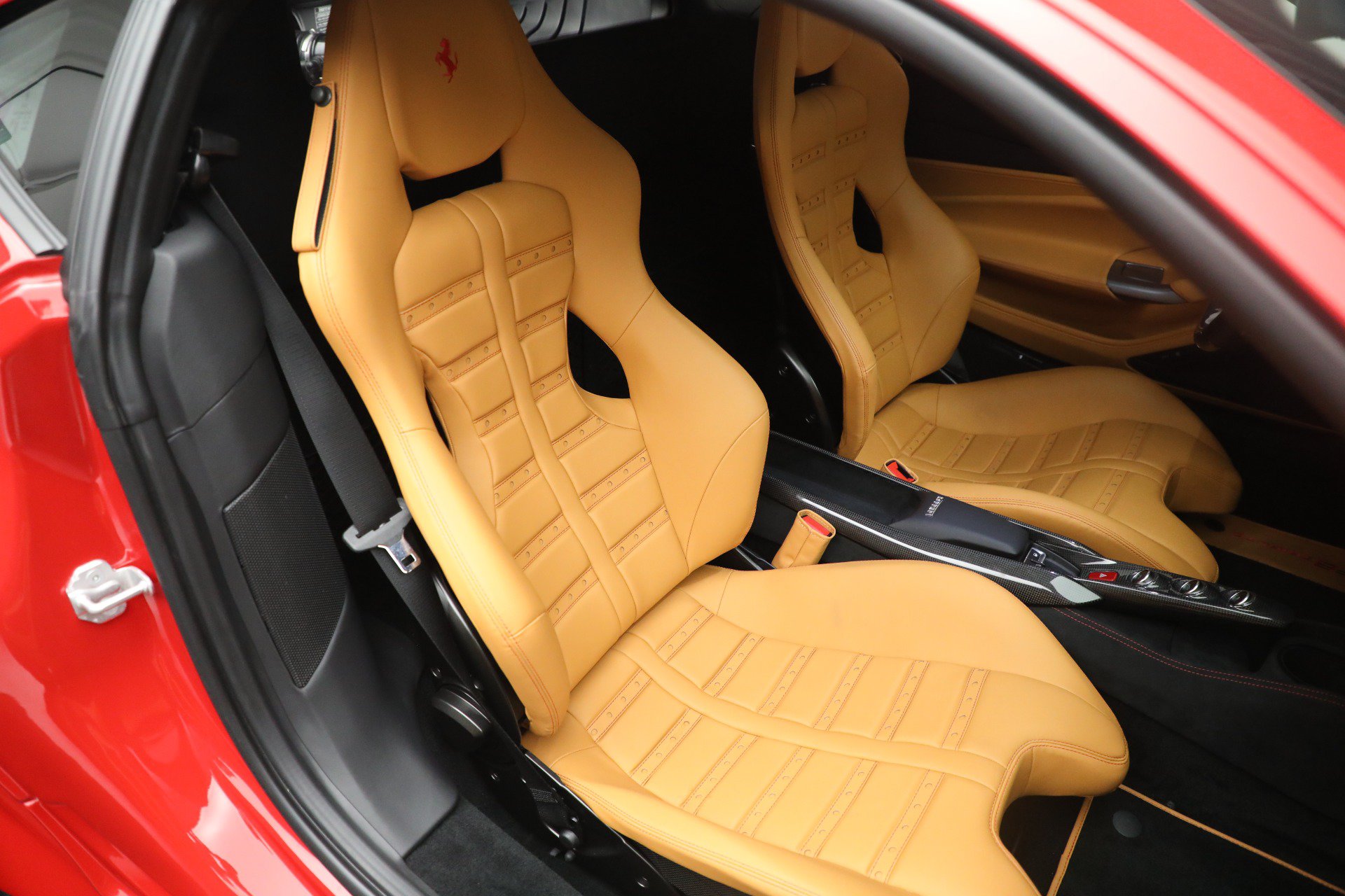 Certified 2020 Ferrari F8 Tributo RWD image 17