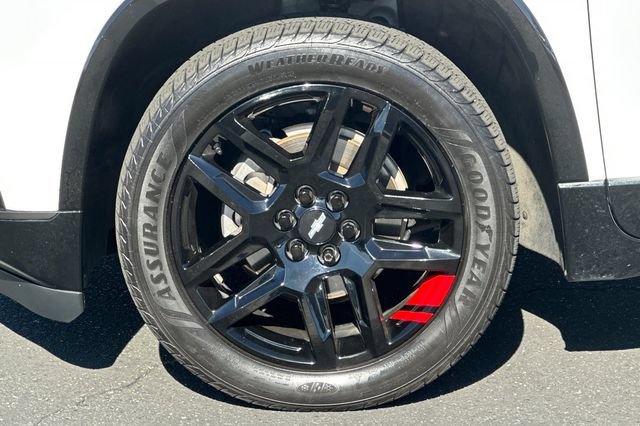 Used 2020 Chevrolet Traverse Premier w/ Redline Edition AWD/4WD image 32