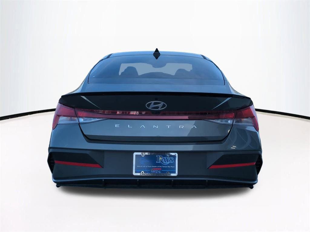 New 2026 Hyundai Elantra Sport image 6