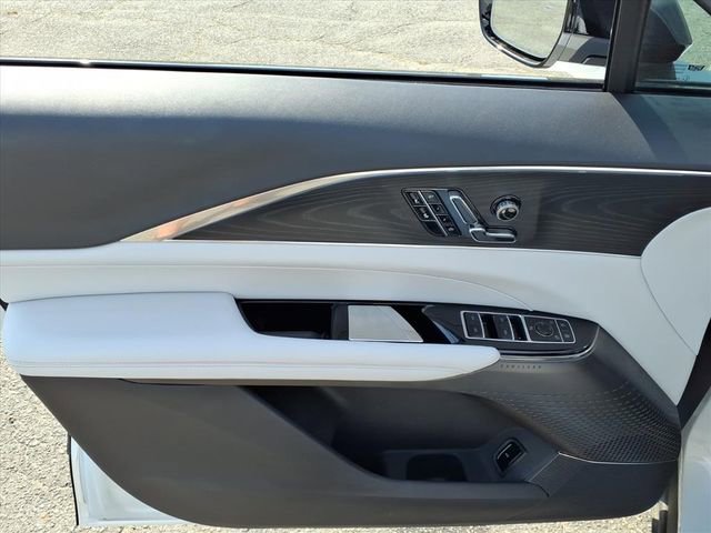 Certified 2024 Cadillac Lyriq Luxury w/ LPO, Floor Liner Package image 17