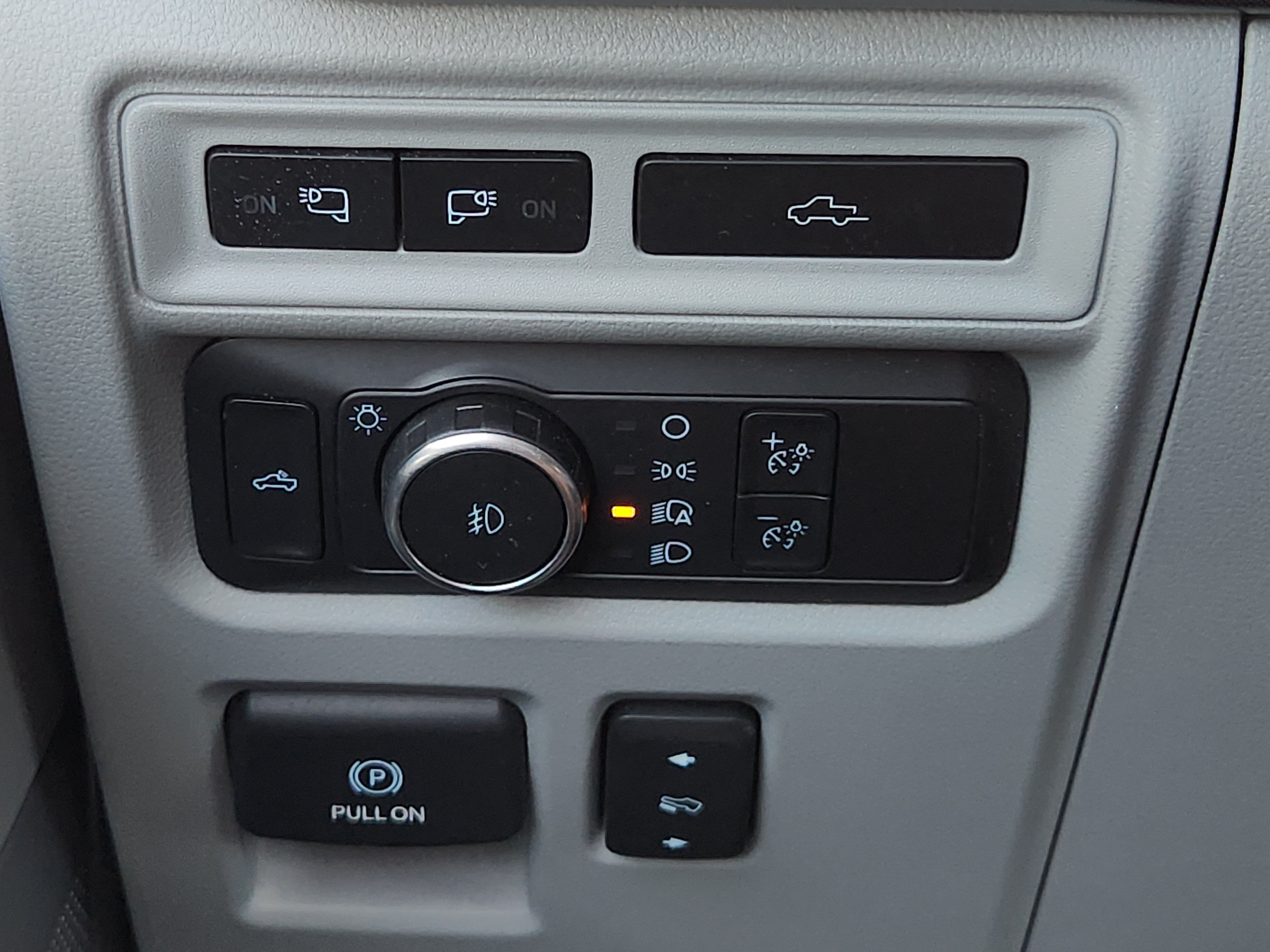 Used 2022 Ford F150 Limited AWD/4WD image 24