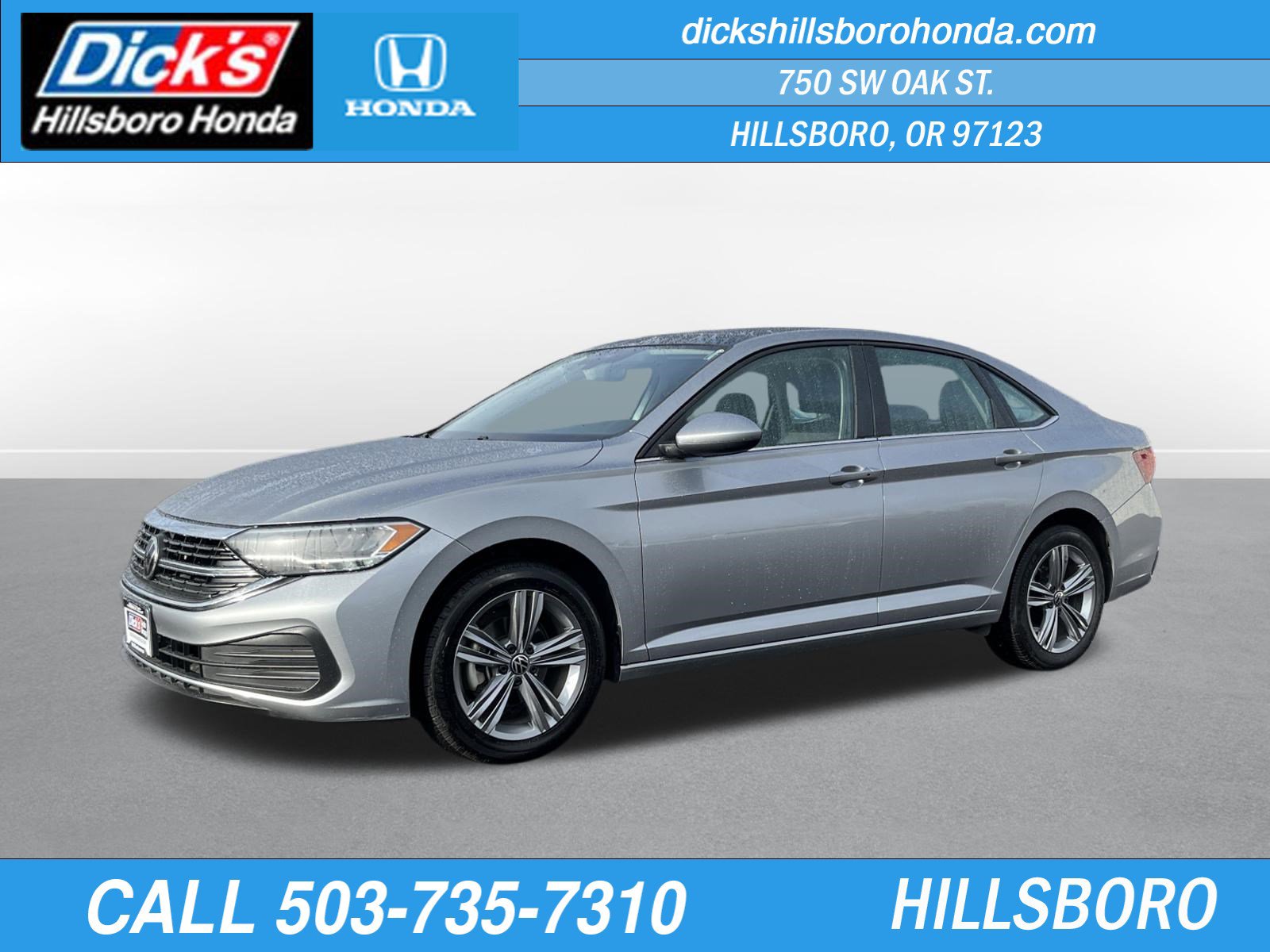 Used 2024 Volkswagen Jetta SE image 1