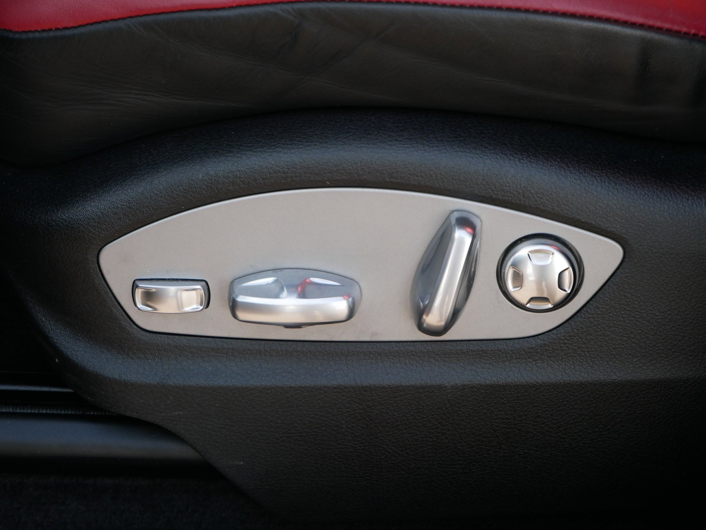 Used 2018 Porsche Macan GTS image 20