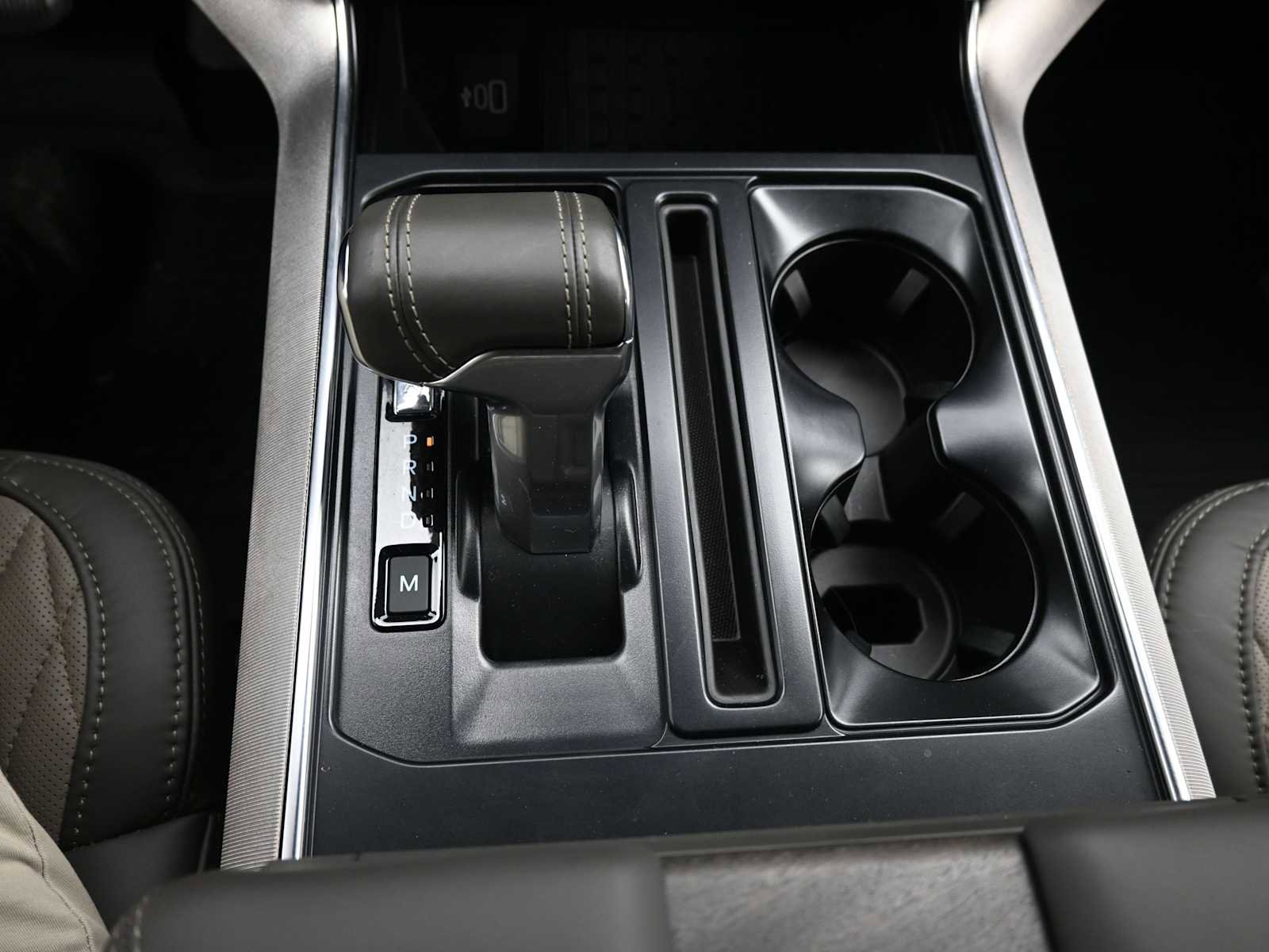 Used 2025 Ford F150 Platinum w/ Equipment Group 703A Plus image 24