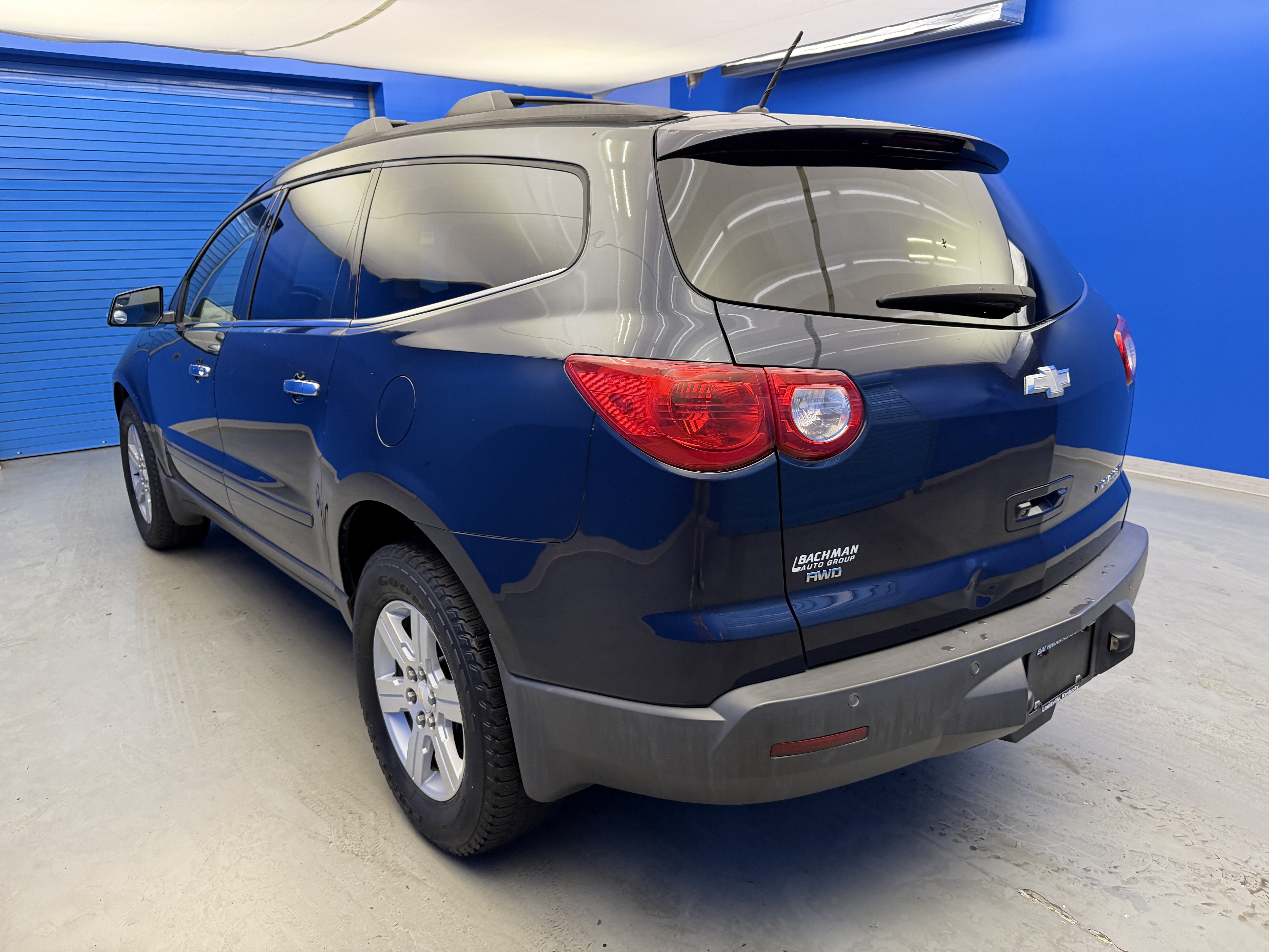 Used 2011 Chevrolet Traverse LT w/ Personal Connectivity Package AWD/4WD image 6