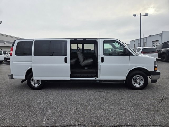 Used 2019 Chevrolet Express 3500 LT w/ LT Preferred Equipment Group image 26
