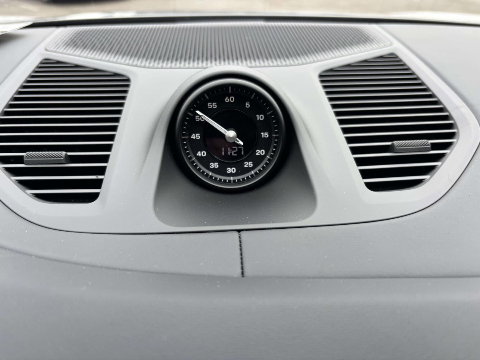 New 2026 Porsche Cayenne Coupe image 38