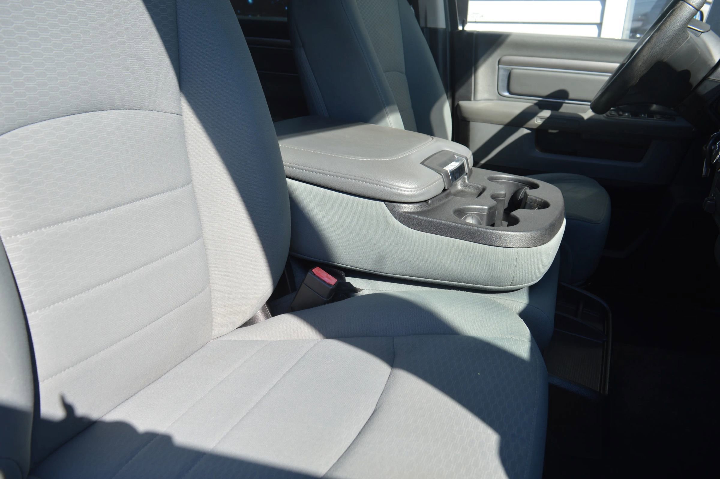 Used 2017 RAM 2500 SLT image 19