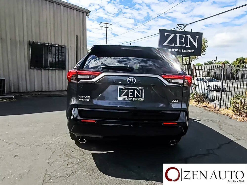 Used 2023 Toyota RAV4 XSE w/ Weather Package AWD/4WD image 5