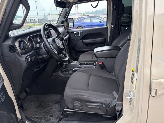 Used 2022 Jeep Gladiator Sport AWD/4WD image 4