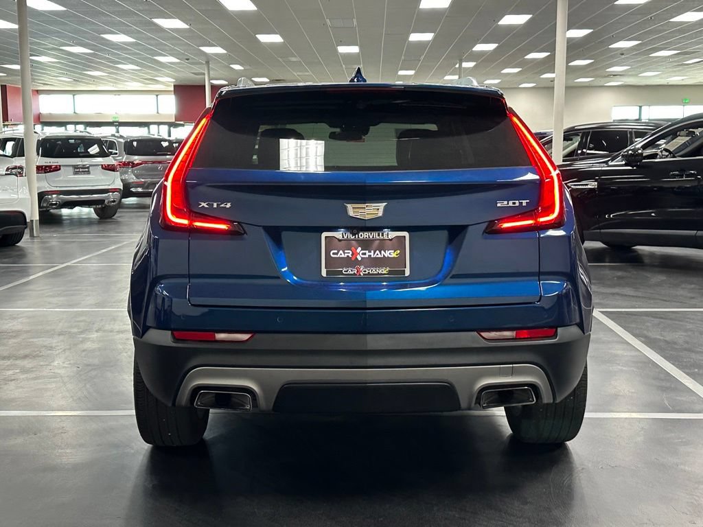 Used 2019 Cadillac XT4 Premium Luxury w/ Cold Weather Package FWD image 6