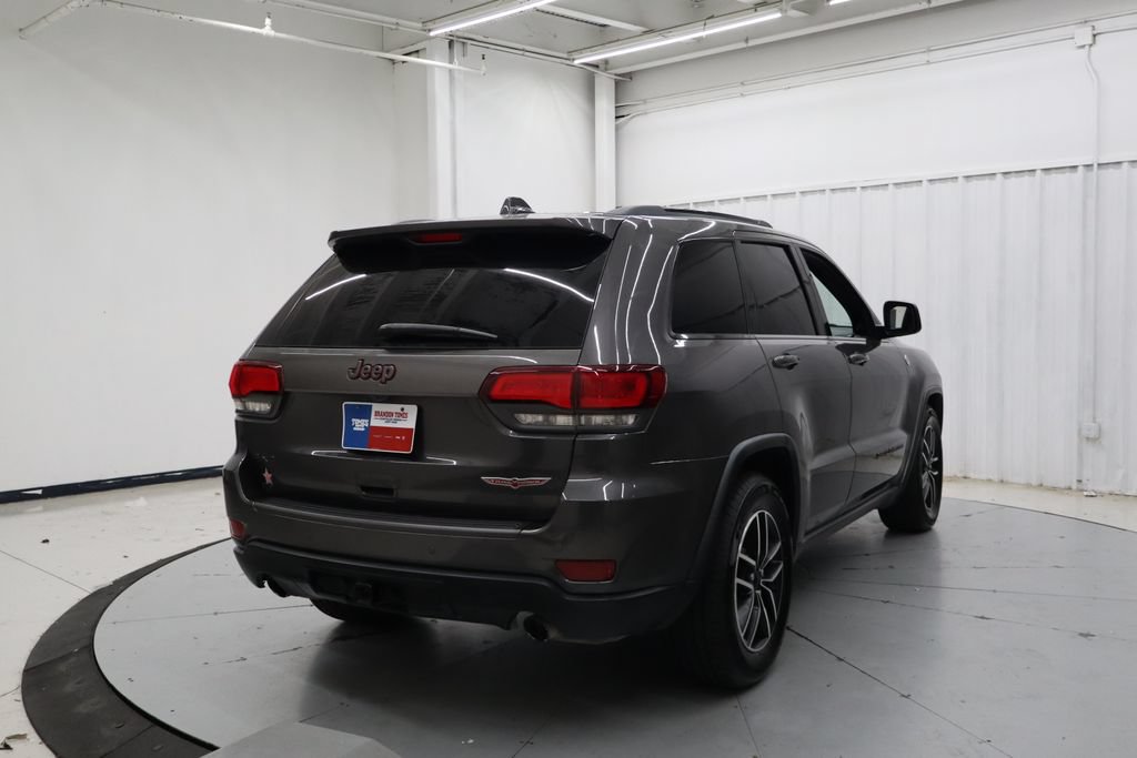 Used 2020 Jeep Grand Cherokee Trailhawk w/ Trailhawk Luxury Group AWD/4WD image 3