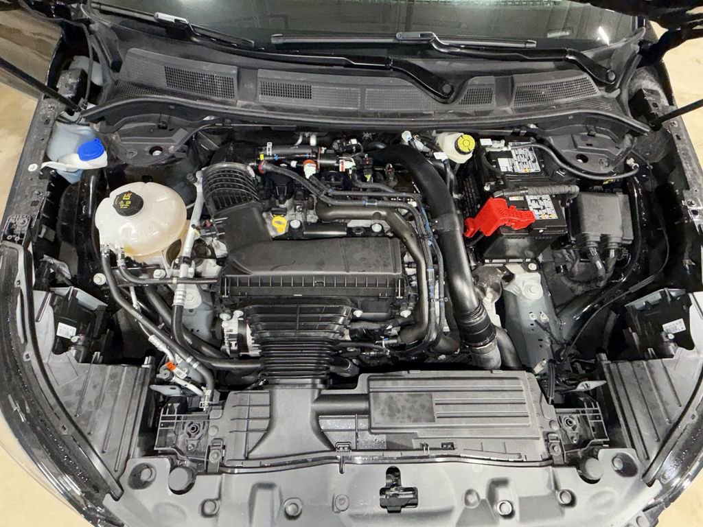 Used 2025 Lincoln Corsair AWD image 18