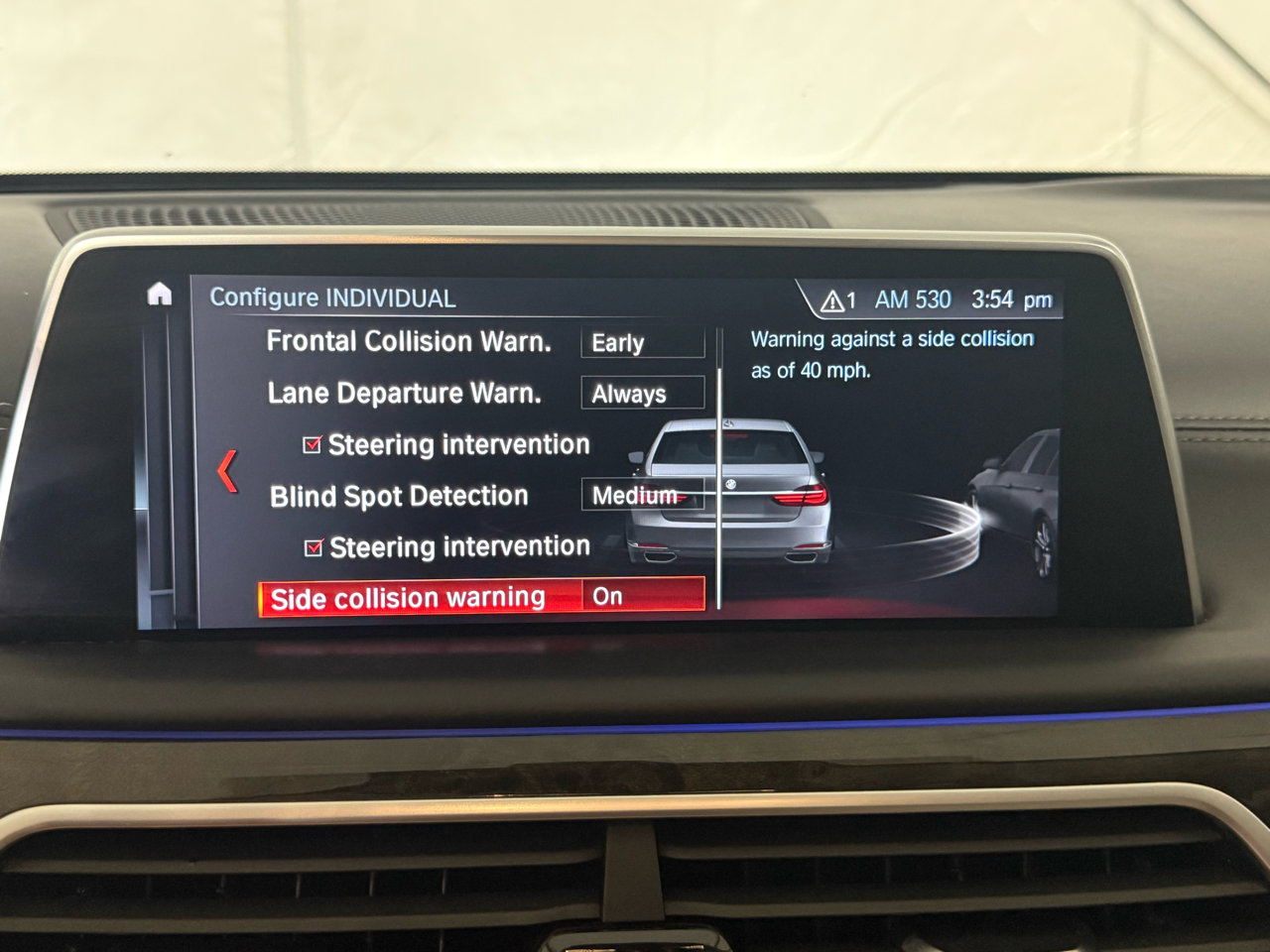 Used 2018 BMW 750i xDrive image 28