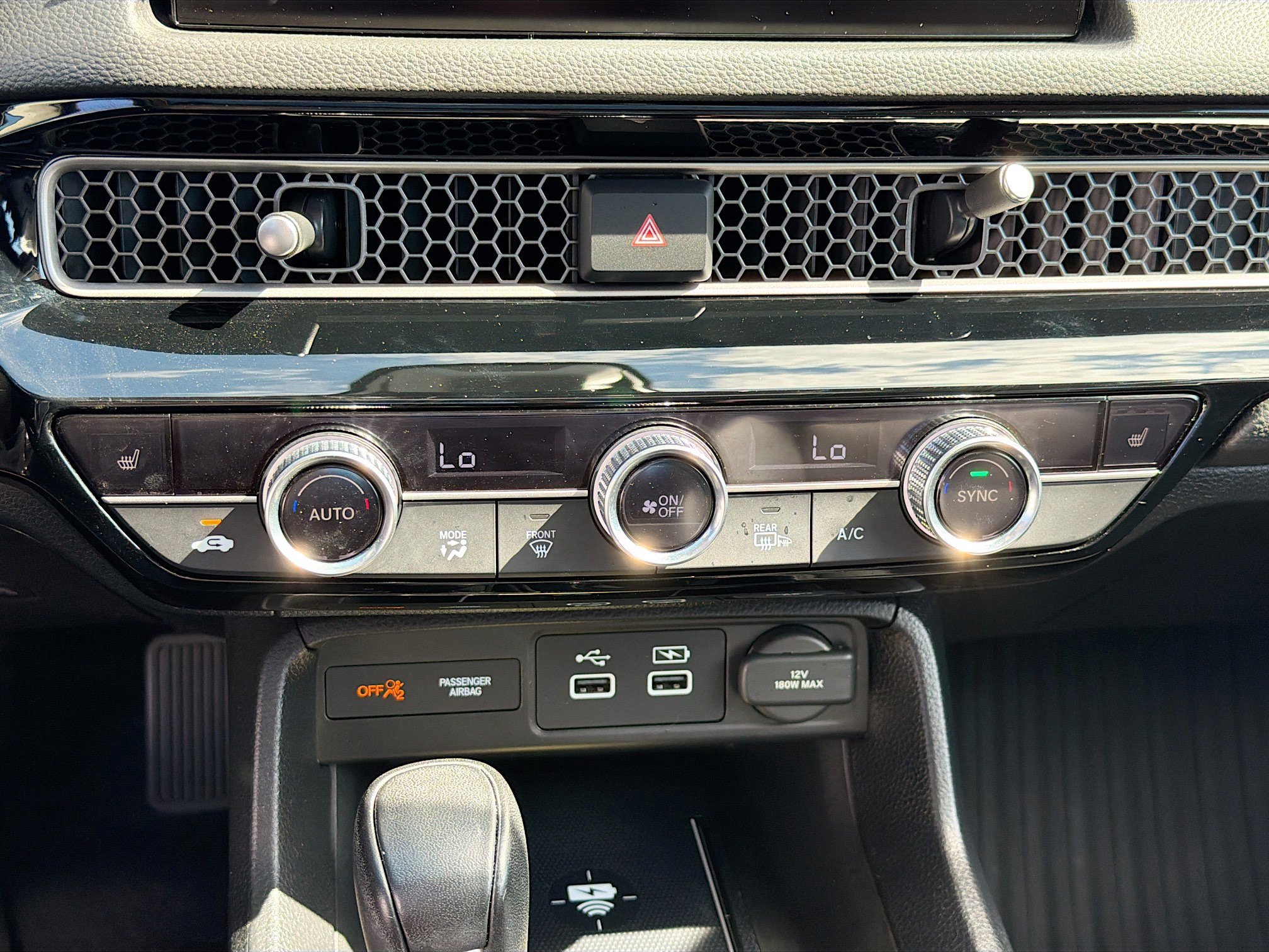 Used 2024 Honda Civic Touring image 33