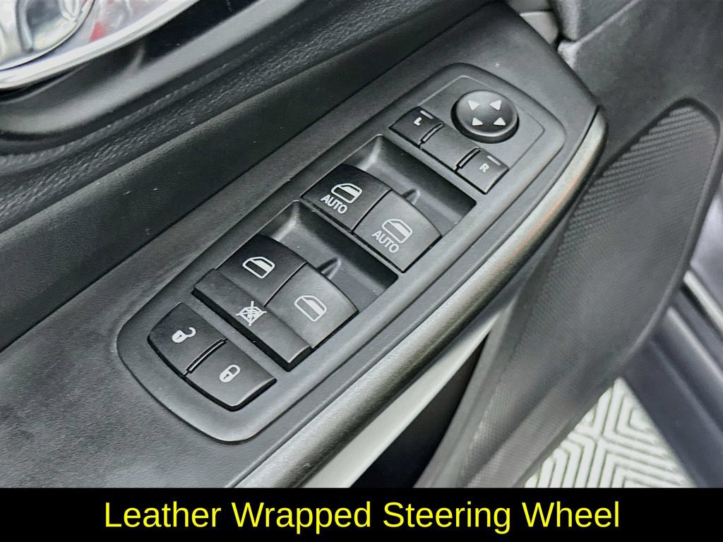 Used 2020 Jeep Cherokee Trailhawk w/ Comfort/Convenience Group AWD/4WD image 24
