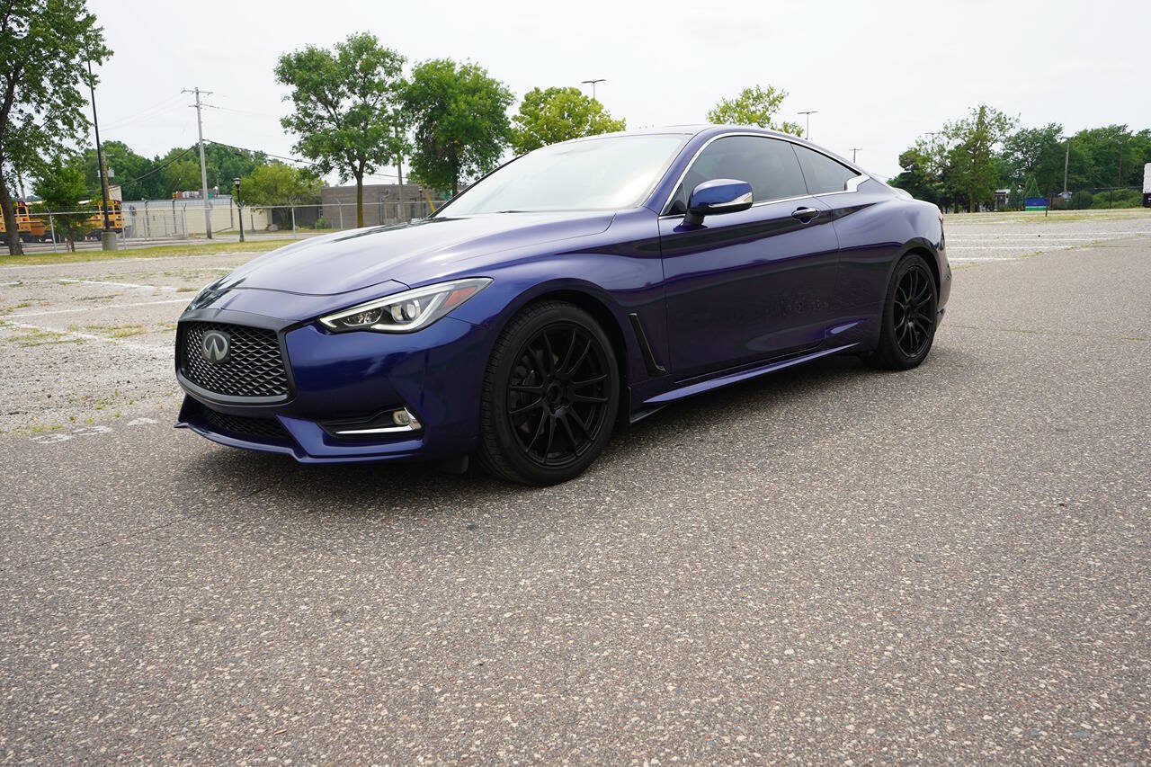 Used 2019 INFINITI Q60 3.0t Luxe AWD/4WD image 4