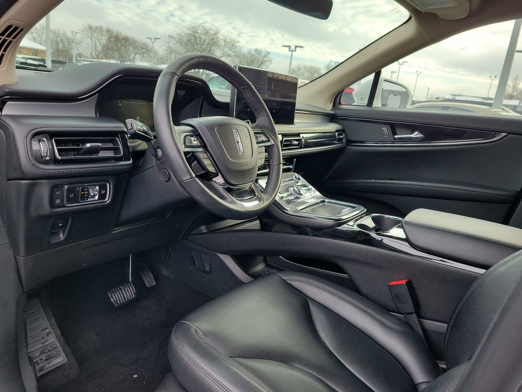 Certified 2023 Lincoln Nautilus AWD w/ Premium Package image 20