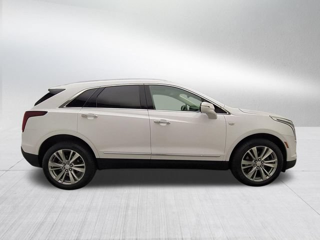 Certified 2024 Cadillac XT5 Premium Luxury w/ LPO, Floor Liner Package AWD/4WD image 4