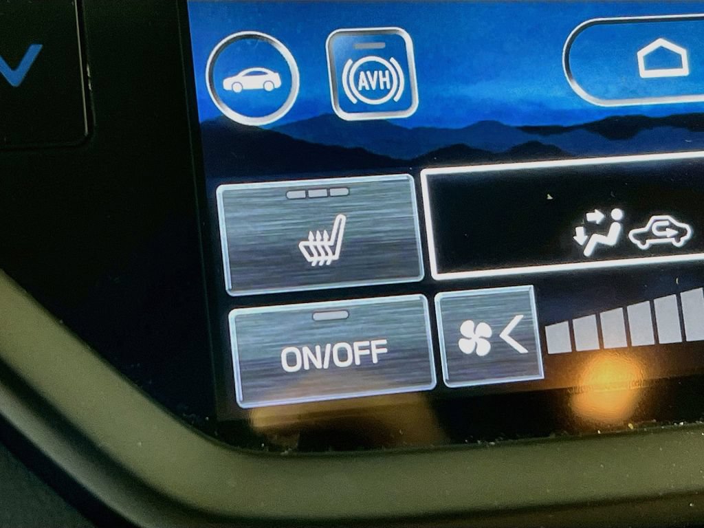 Used 2023 Subaru Ascent Onyx Edition Limited AWD/4WD image 18
