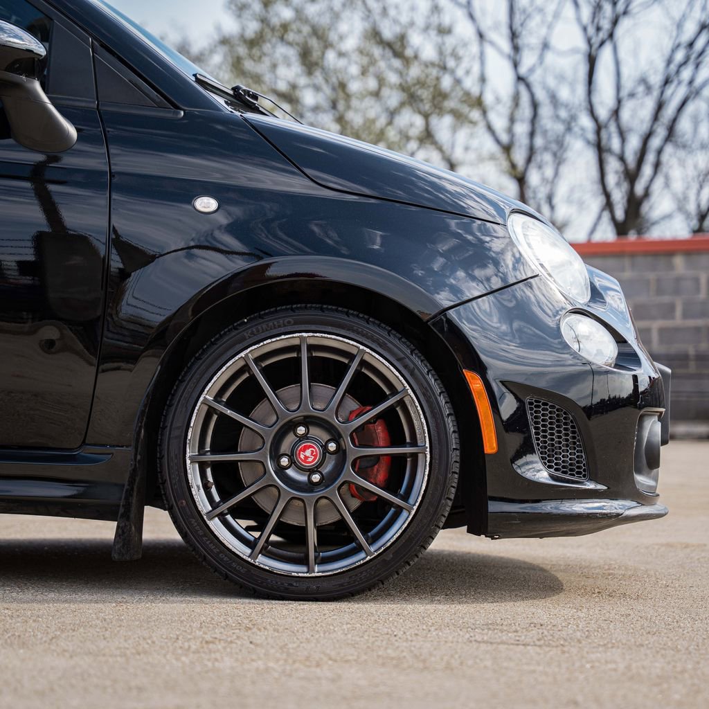 Used 2015 FIAT 500 Abarth w/ Beats Audio Package image 7