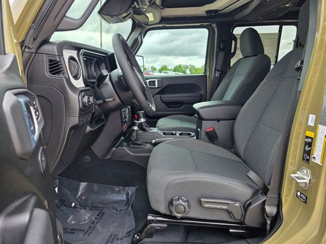 New 2026 Jeep Gladiator Sport AWD/4WD image 21