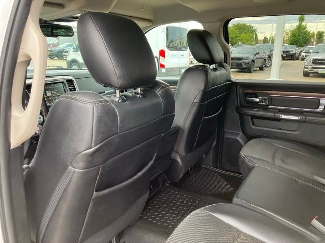 Used 2017 RAM 1500 Laramie AWD/4WD image 19