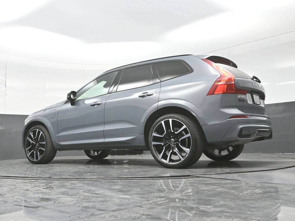 Used 2024 Volvo XC60 T8 Ultimate AWD/4WD image 29