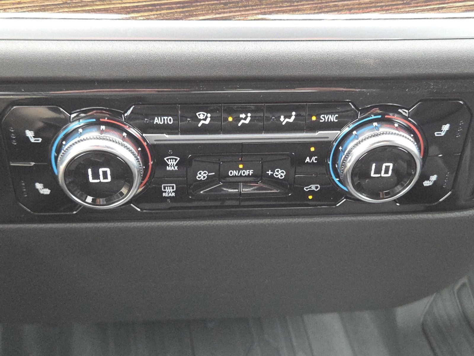 New 2026 GMC Sierra 1500 Elevation w/ Elevation Select Package image 34