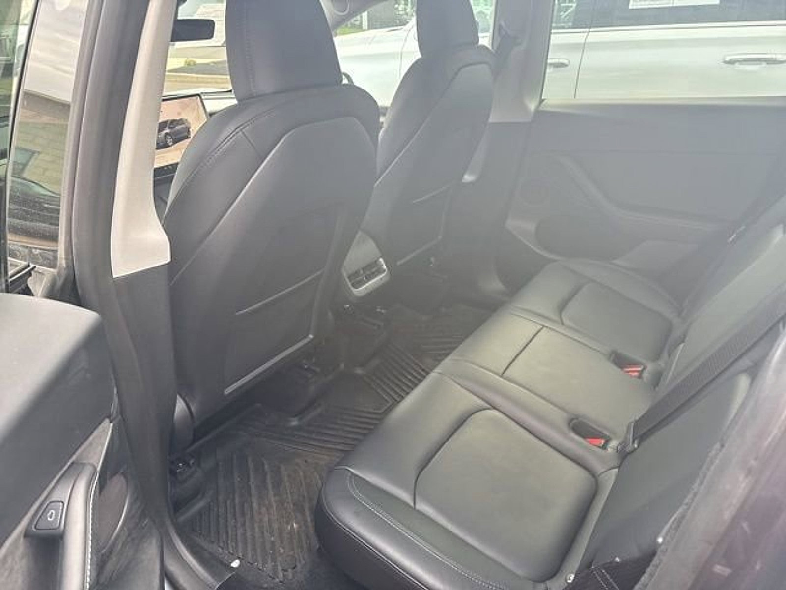 Used 2023 Tesla Model Y Long Range AWD/4WD image 8