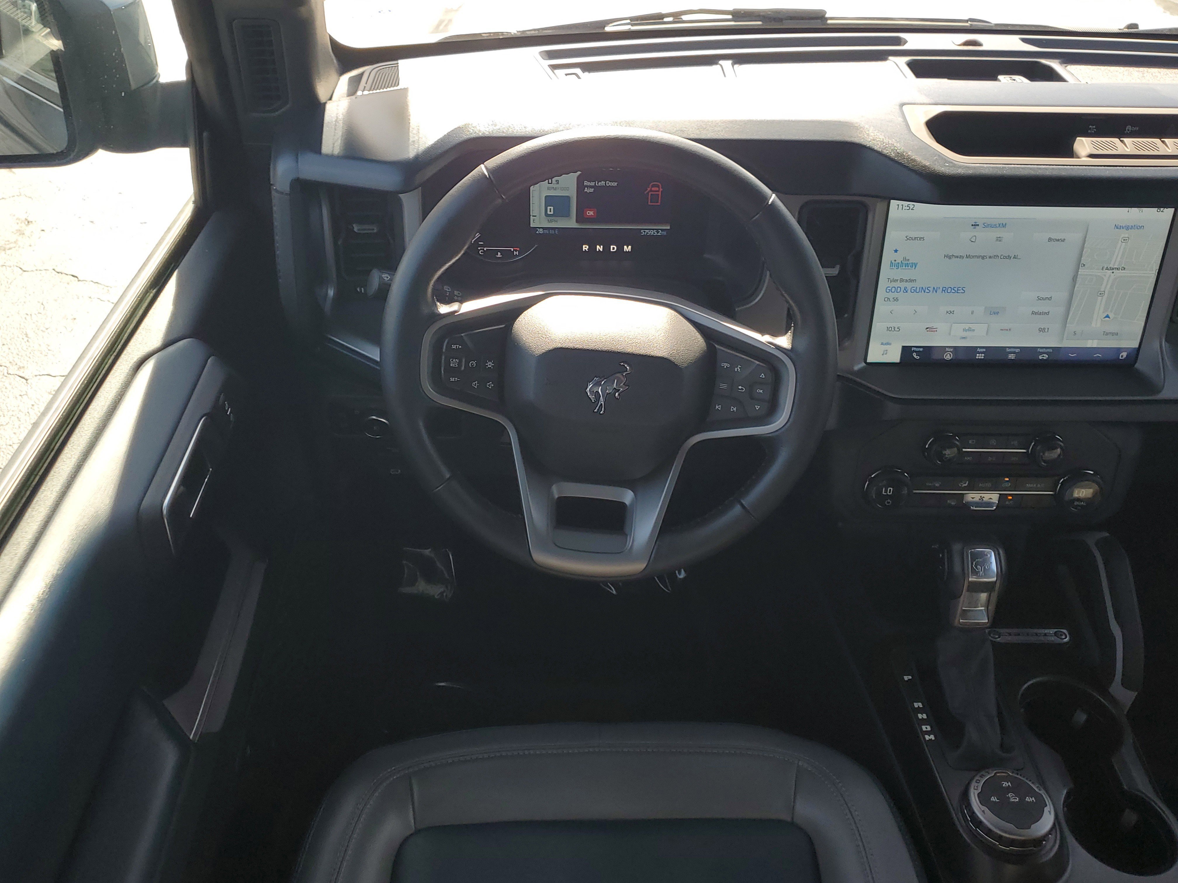 Used 2023 Ford Bronco Outer Banks image 16