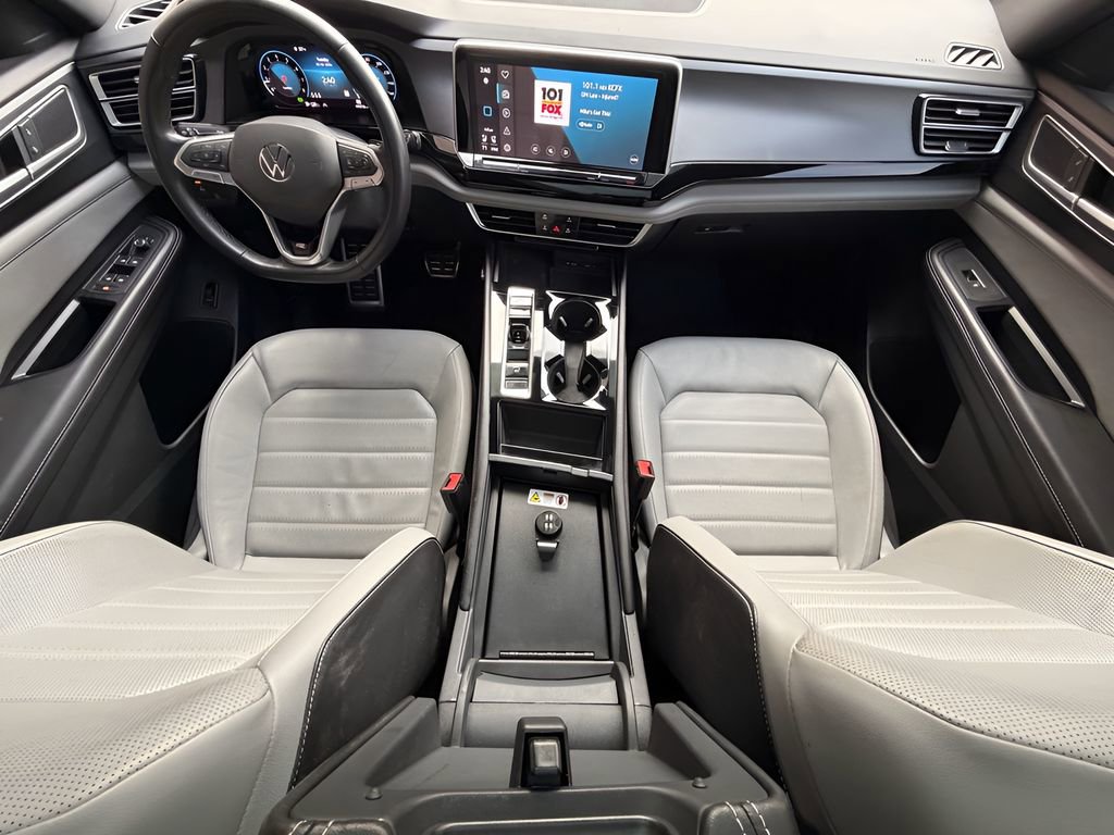 Used 2024 Volkswagen Atlas Cross Sport SEL R-Line image 34