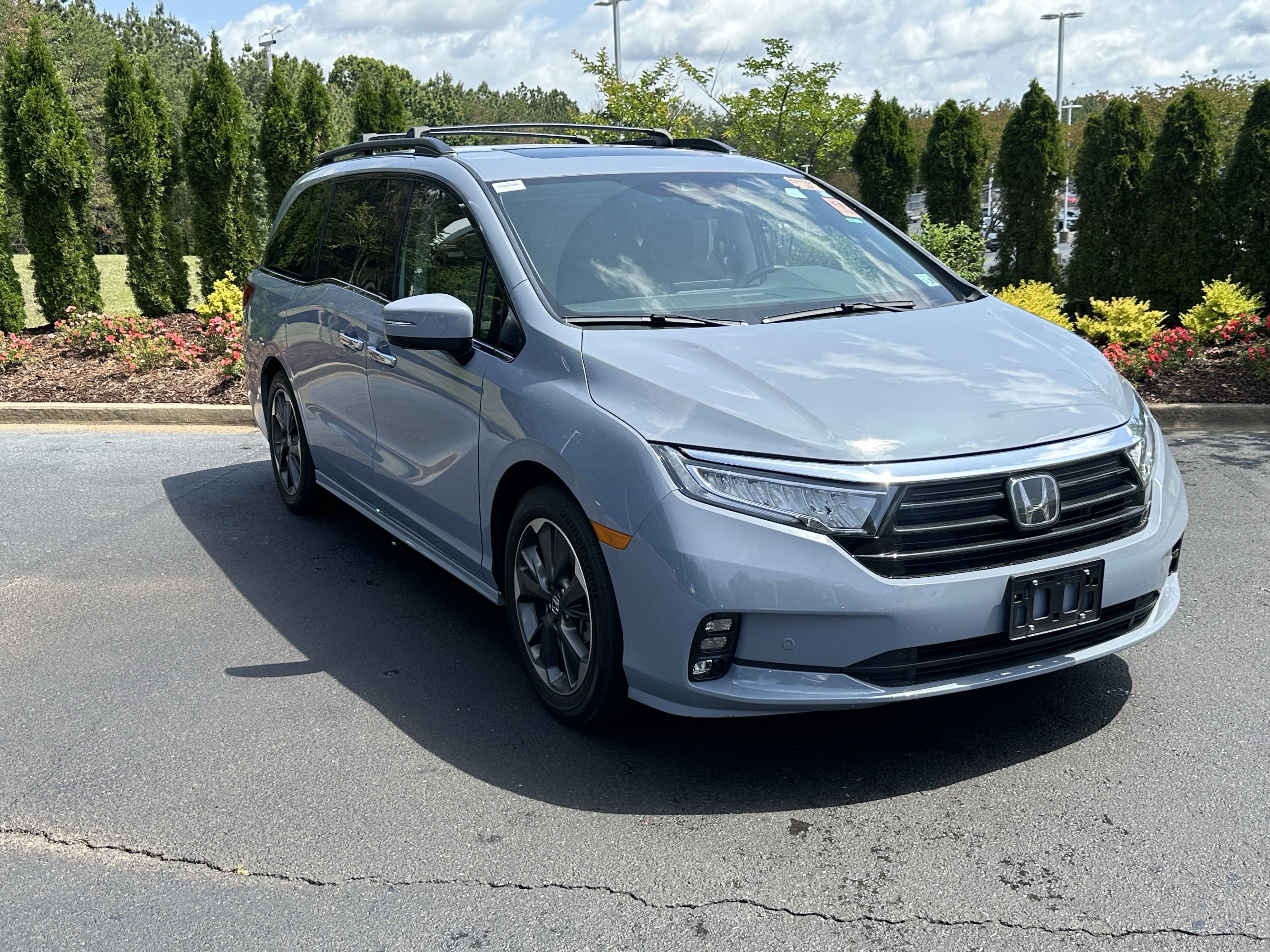 Certified 2024 Honda Odyssey Elite image 2