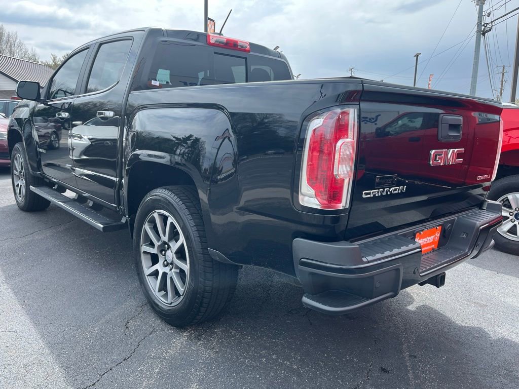 Used 2020 GMC Canyon Denali image 5
