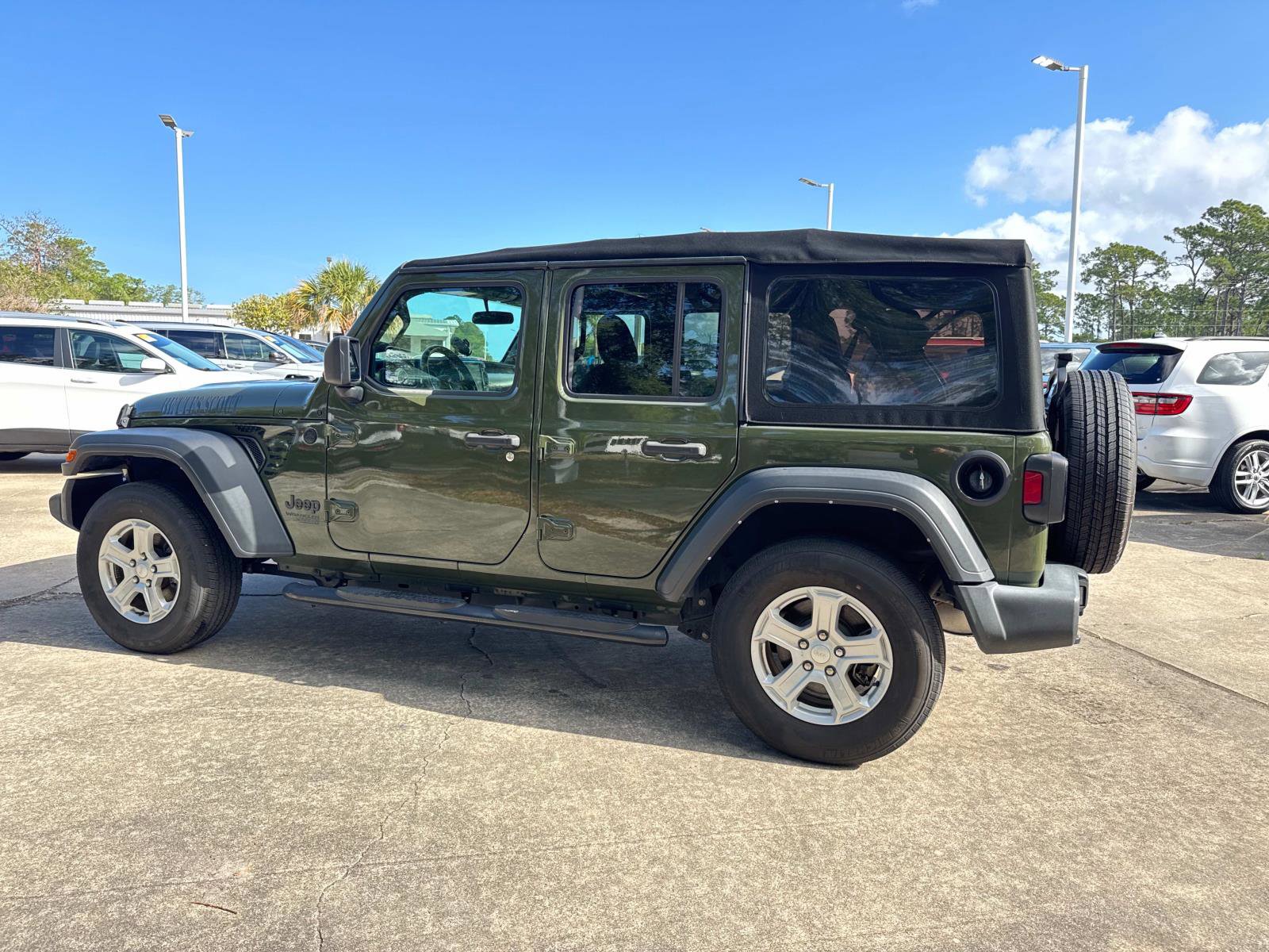 Certified 2021 Jeep Wrangler Unlimited Sport image 5