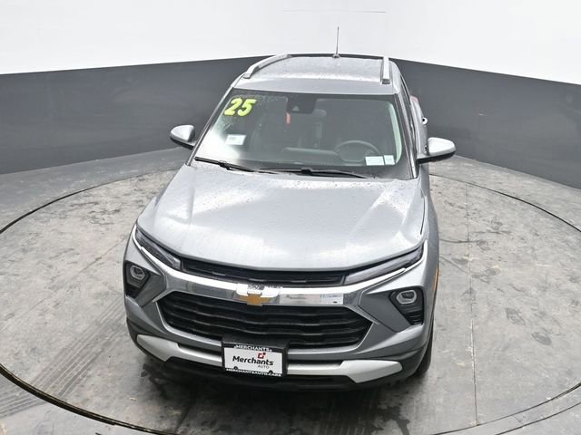 Used 2025 Chevrolet TrailBlazer LT w/ Driver Confidence Package image 26