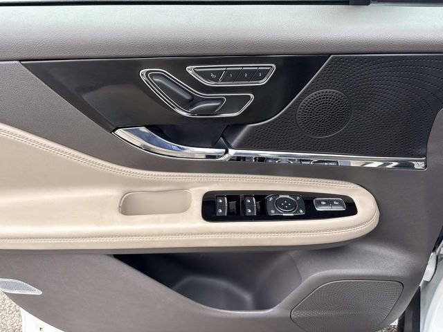 Certified 2024 Lincoln Corsair Reserve w/ Equipment Group 201A image 24