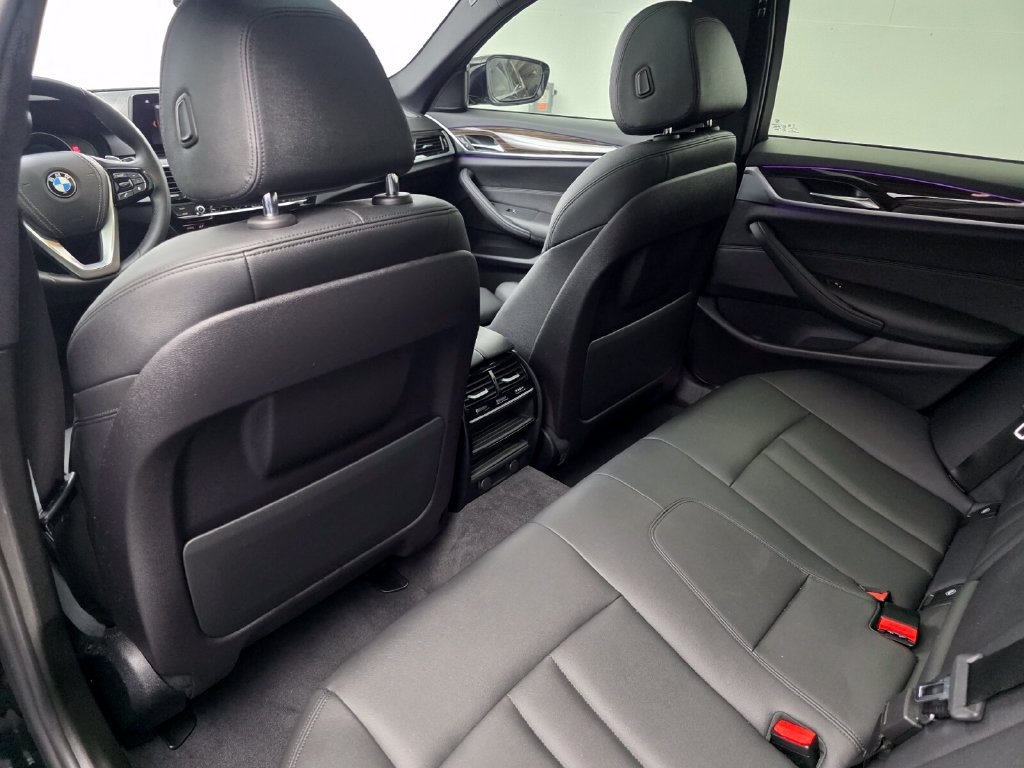 Used 2019 BMW 530i w/ Convenience Package RWD image 14