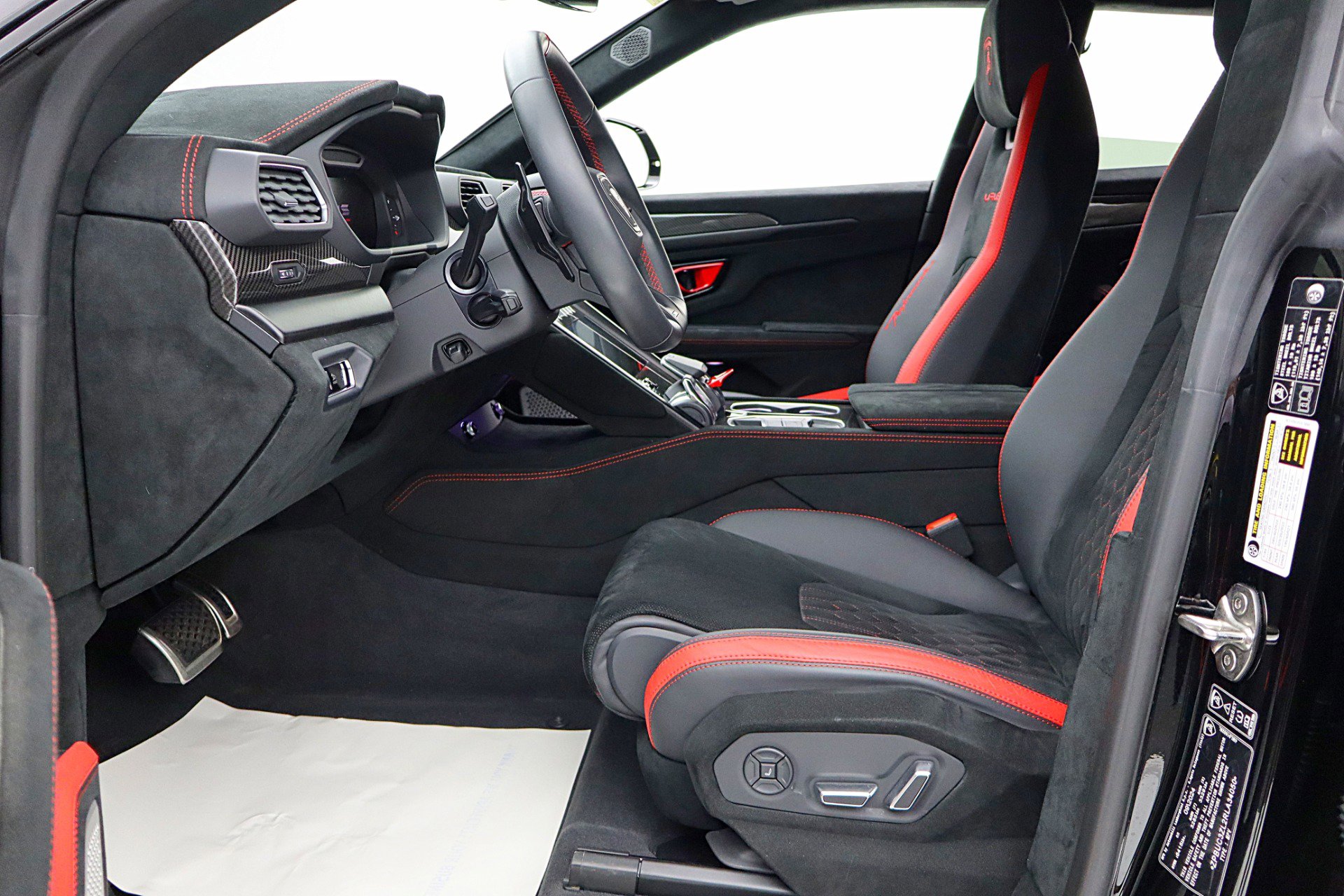 Used 2024 Lamborghini Urus Performante image 52