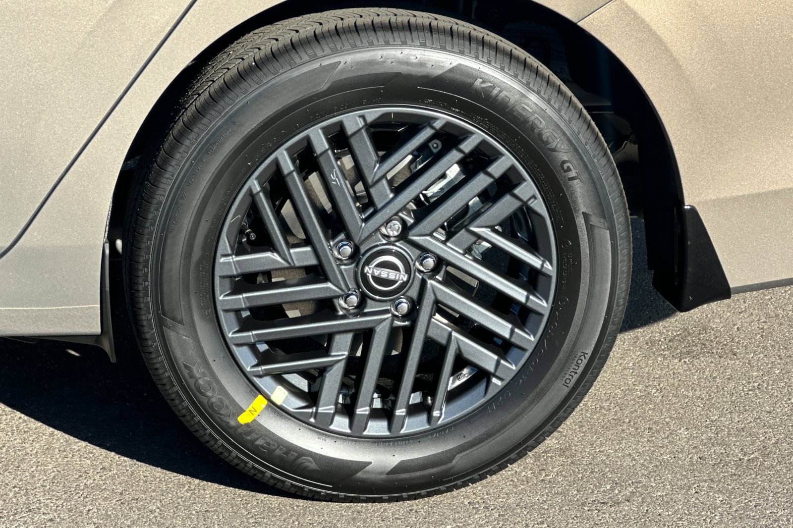 New 2027 Nissan Sentra SV FWD image 29