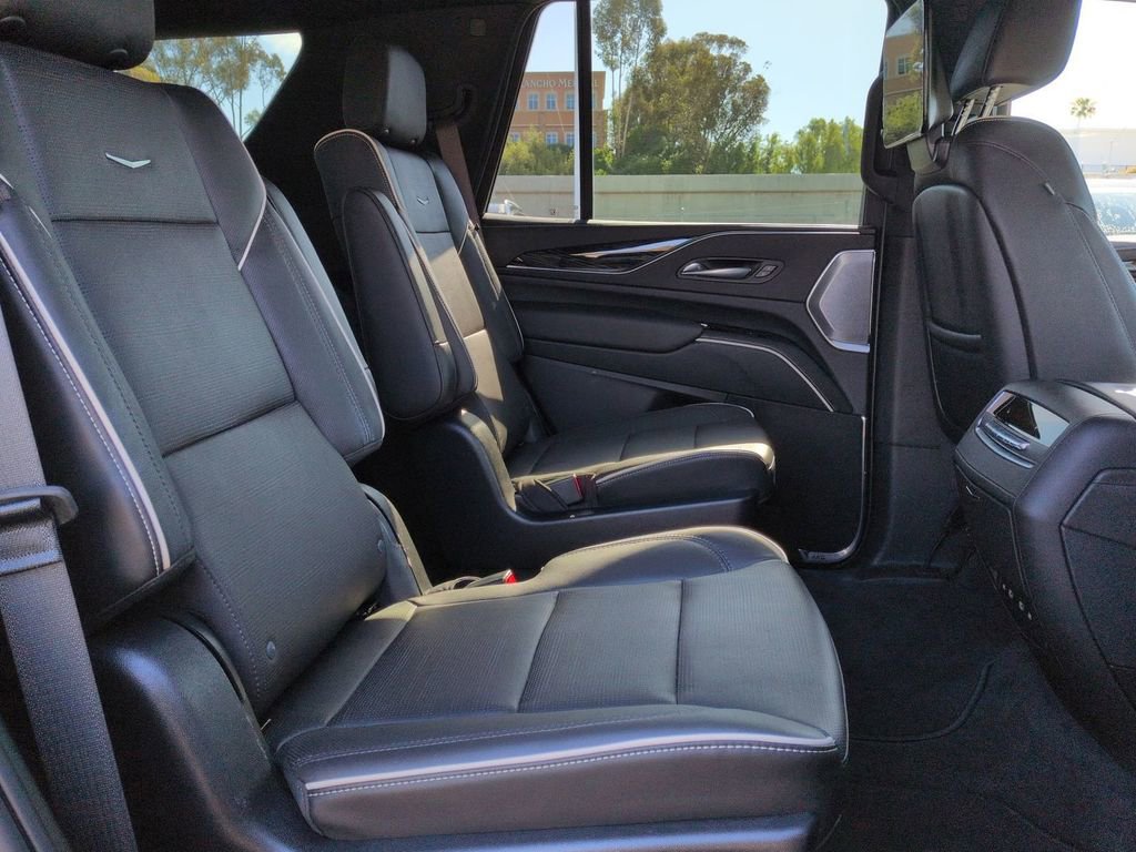Certified 2023 Cadillac Escalade Sport w/ LPO, ONYX Package AWD/4WD image 20