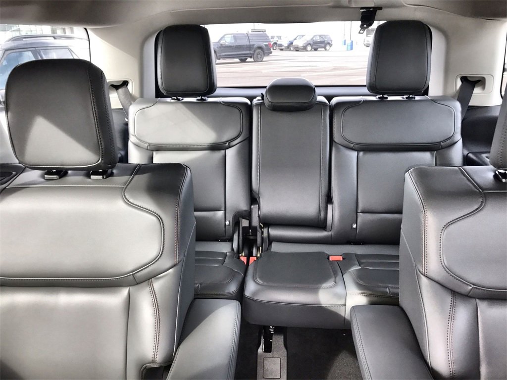 New 2025 Ford Expedition Active image 24